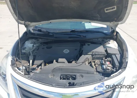 2015 Nissan Altima 2.5 S from USA, damaged, VIN 1N4AL3AP1FN391640